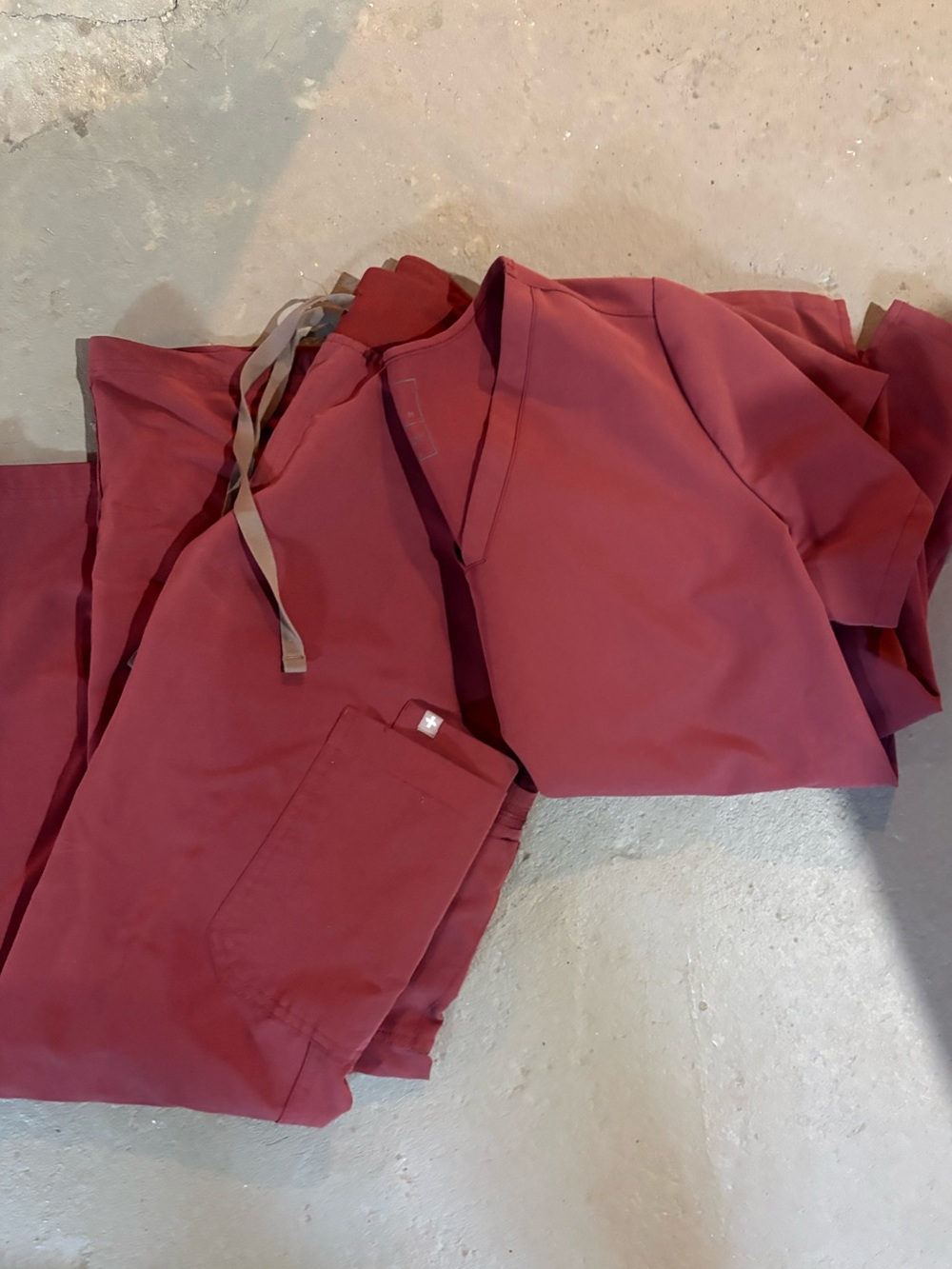 Women’s straight leg scrub Pants in Burgundy and 3 pocket scrub top